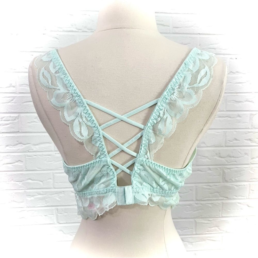 Victoria’s Secret PINK Push-Up Lace Bralette Size Large - Picture 2 of 4